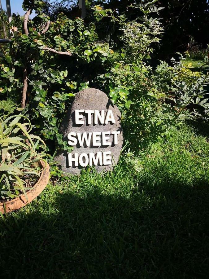 Etna Sweet Home Санта Венерина Екстериор снимка