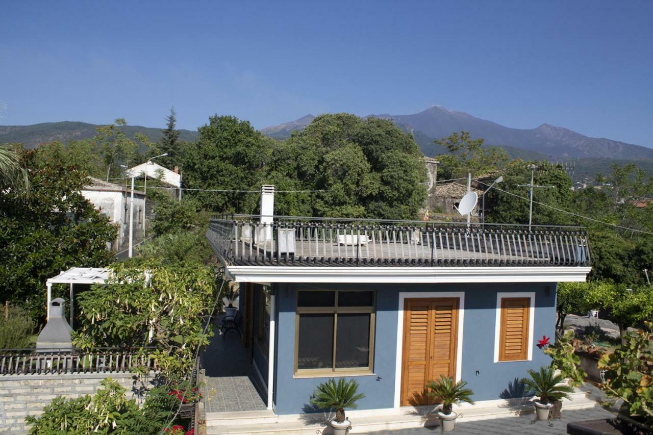Etna Sweet Home Санта Венерина Екстериор снимка